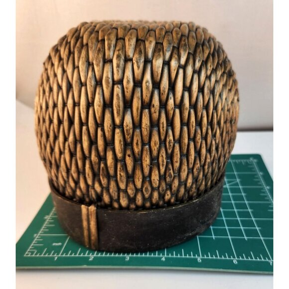 Vintage Hand-Woven Wicker & Wood Small Round Basket Decor Storage Organizer - Picture 4 of 10